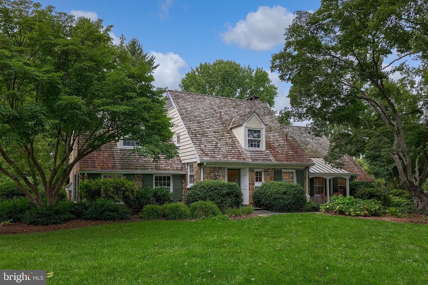 9 Cedar Ln — Overlook Golf Course