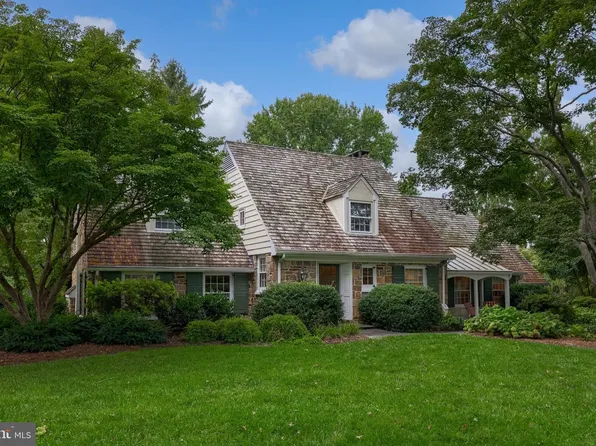9 Cedar Ln, Lancaster, PA 17601