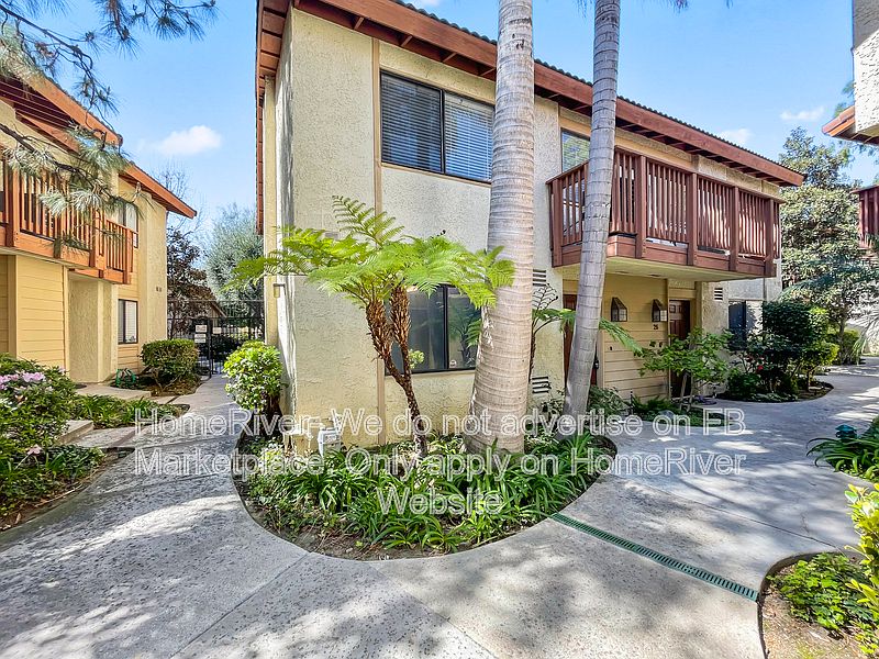 1st image of 5760 Owensmouth Ave Unit 27