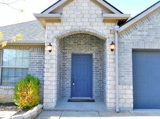 60 Kramer Ln, Sanger, TX 76266