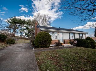 549 Holiday Rd, Vinton, VA 24179