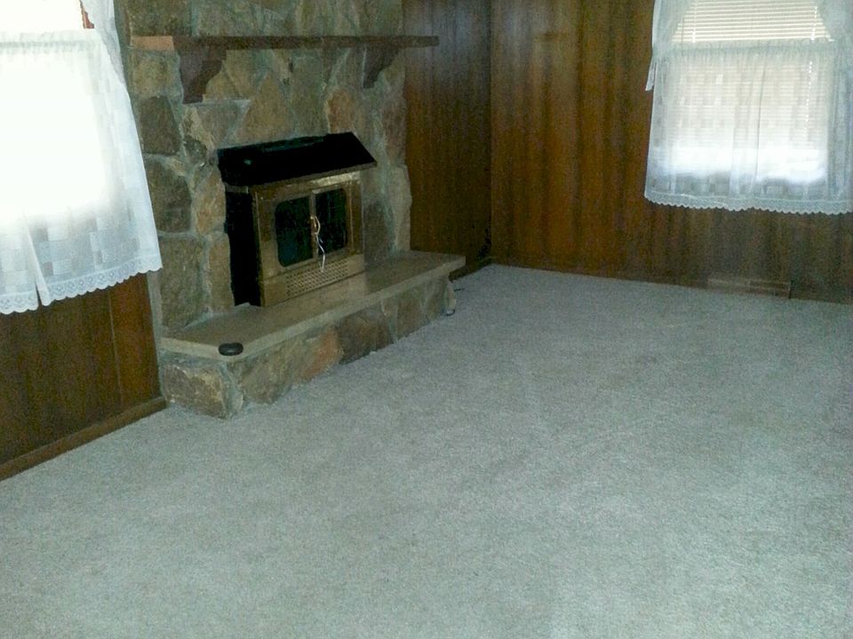 1st image of 17905 E Redwood Dr