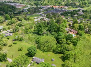 Martha Lee Ln, La Follette, TN 37766