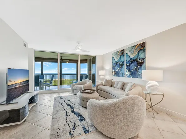 7225 Pelican Bay Blvd Unit 2004, Naples, FL 34108