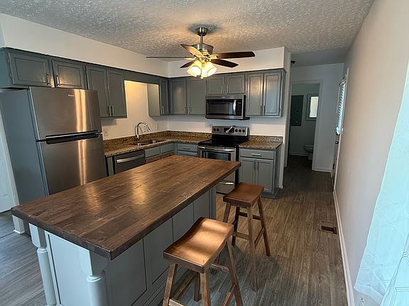 4th image of 3108 Ewingwood Dr