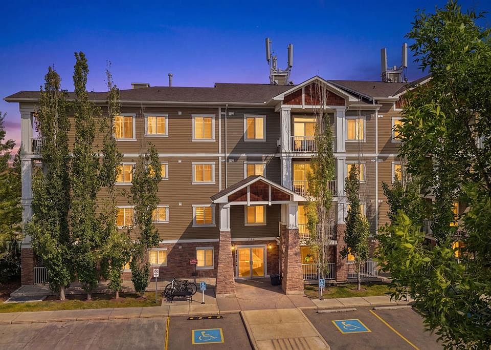1st image of 304 N Cranberry Park SE #204