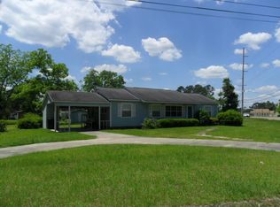 609 N Azalea St, Geneva, AL 36340