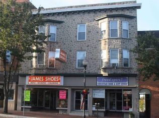 76 W Main St APT 5, Waynesboro, PA 17268