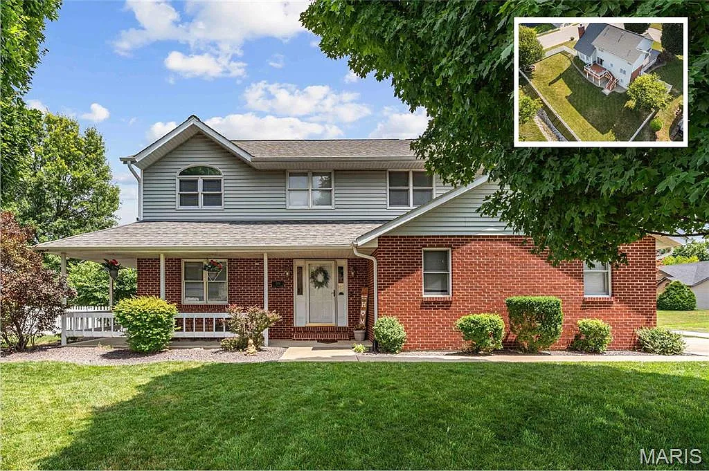 200 Saint Sabre Dr photo 1