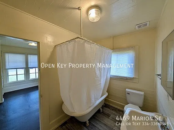 4469 Marion St — Photo 22