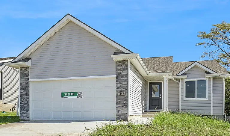 445 Napoli Ave — Photo 1