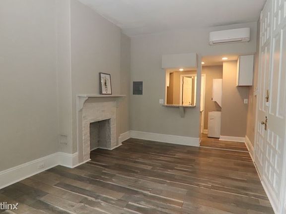 5th image of 1708 Saint Paul St #1F