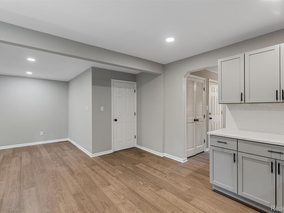 26261 La Muera St, photo 19