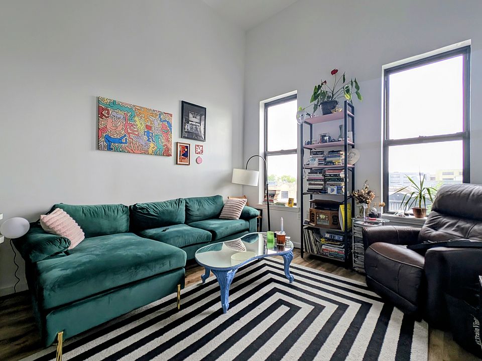 1st image of 99 Morgan Ave APT 3r