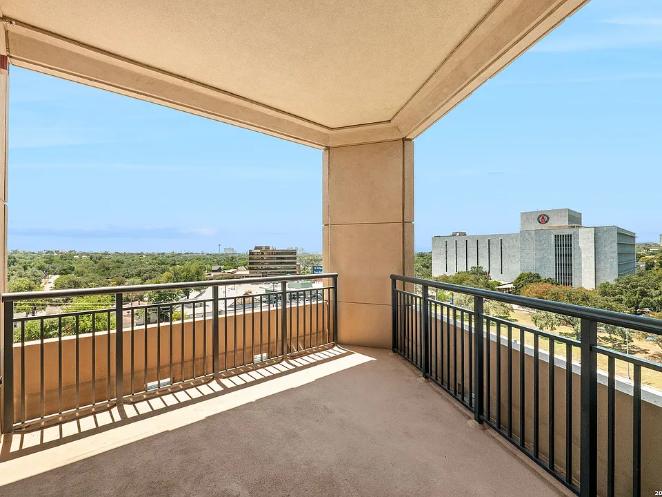 4242 Broadway St #503