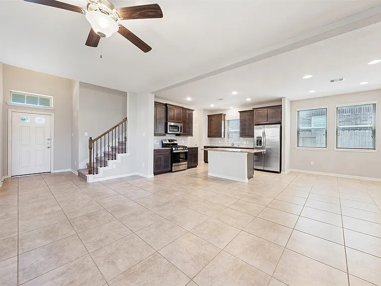 3009 Wedgewood Bay Ct — Photo 9