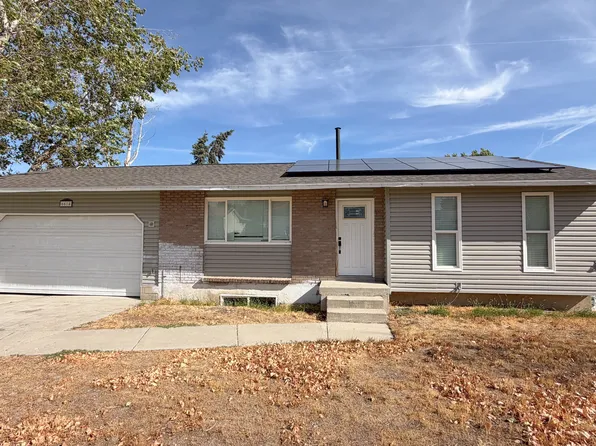 6614 W King Valley Rd S, West Valley City, UT 84128