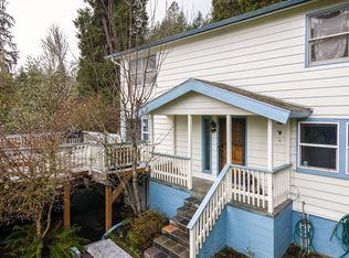 2708 Floral Hill Dr, Eugene, OR 97403