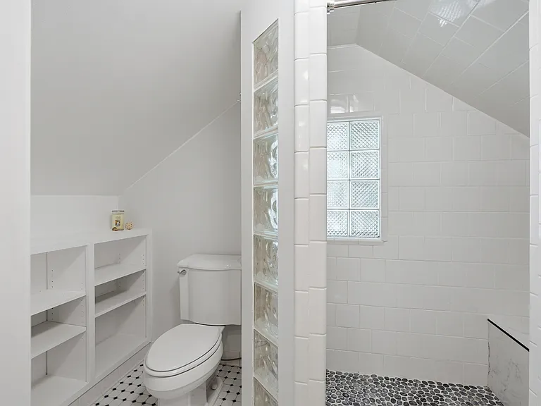 302 Yerkes St — Photo 26