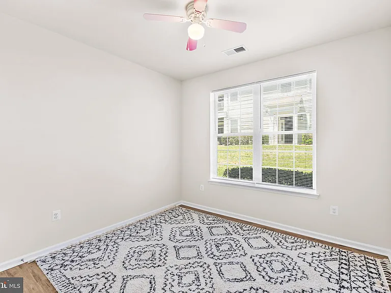 44125 Peirosa Ter — Photo 21
