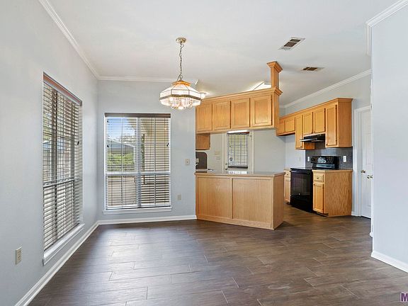 5th image of 1325 Madewood Dr