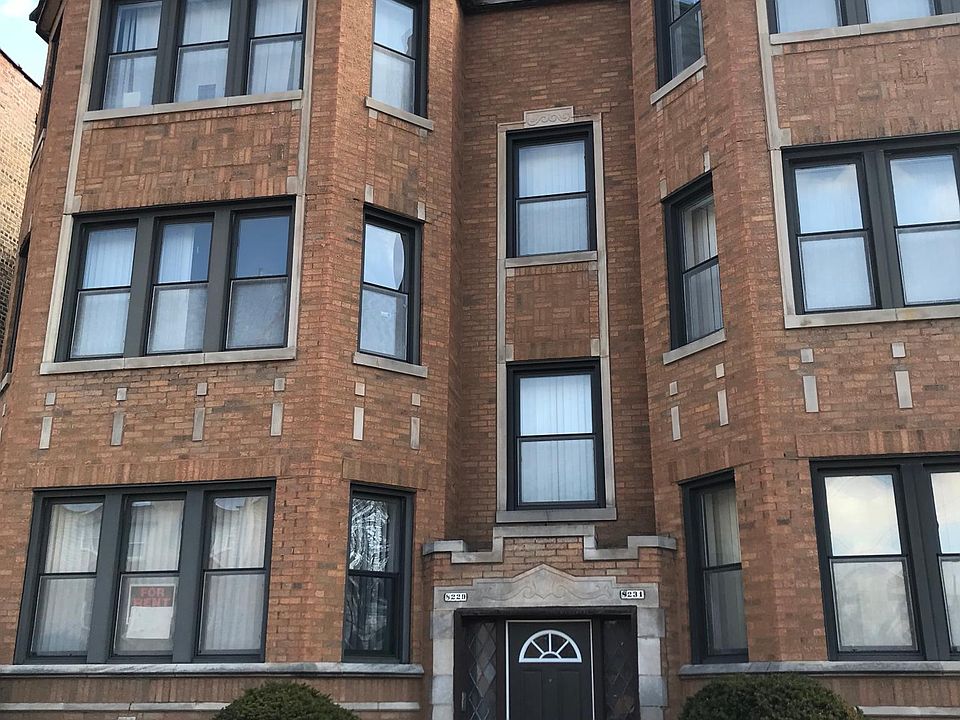 2nd image of 8229 S Jeffery Blvd APT 1