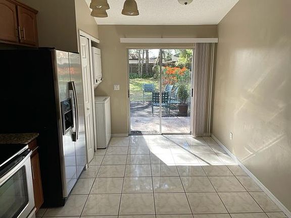 2nd image of 12309 Antonio Cir