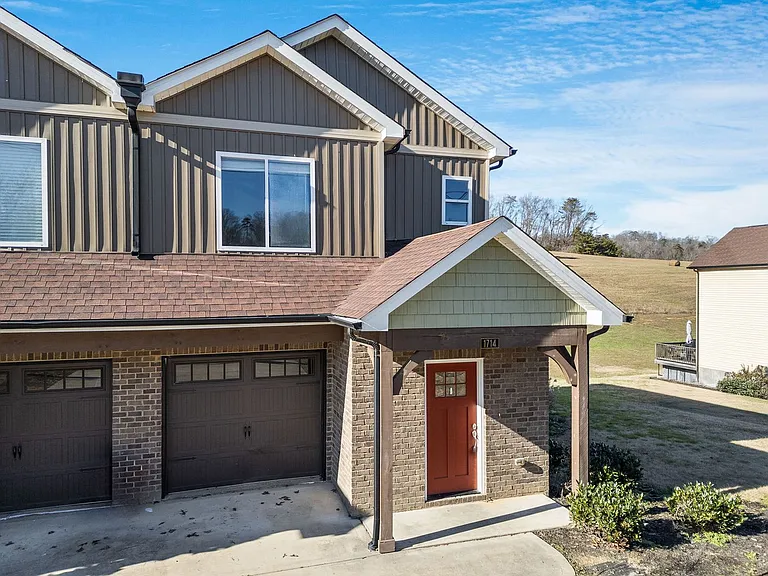 1712 McCleary Bend Rd — Photo 2