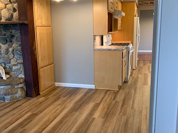 Eating area/breakfast nook