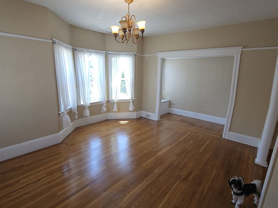 Living room with alcove