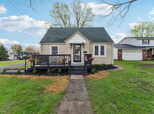 1233 State St, Vermilion, OH 44089