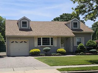 244 Ridge St, New Milford, NJ 07646