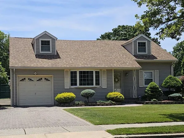 244 Ridge St, New Milford, NJ 07646