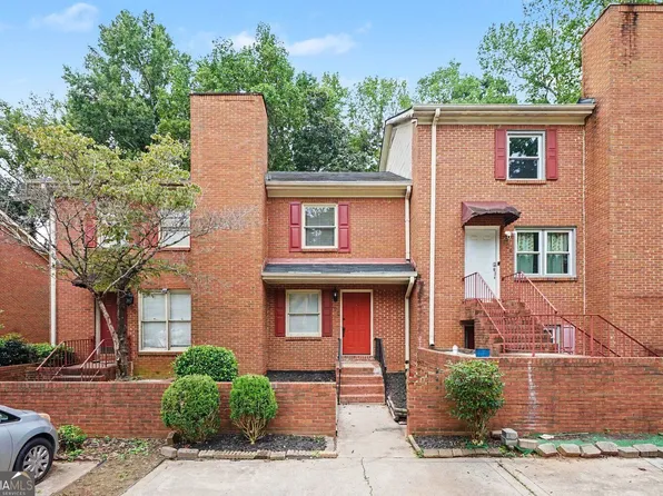 122 Davis Mill Ct, Lawrenceville, GA 30044