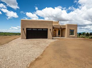 1 Mesa Encantada Ave, Ranchos De Taos, NM 87557
