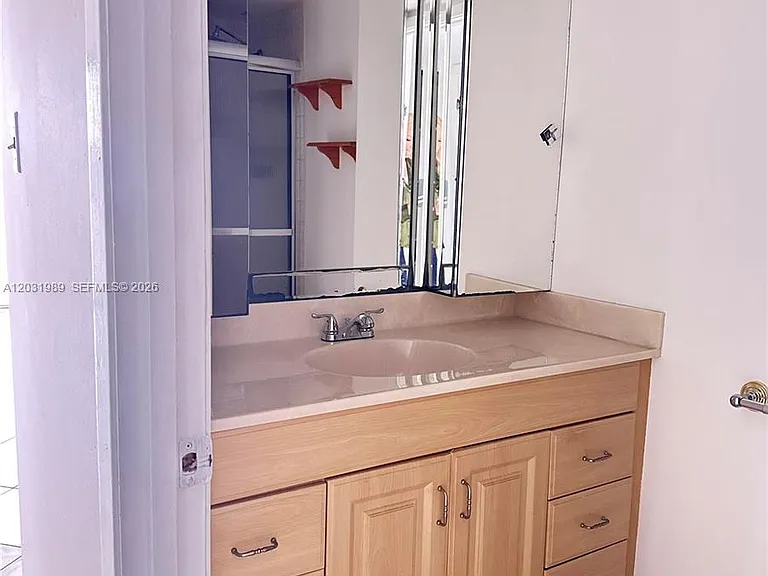 18051 Biscayne Blvd #Penthouse 05 — Photo 4