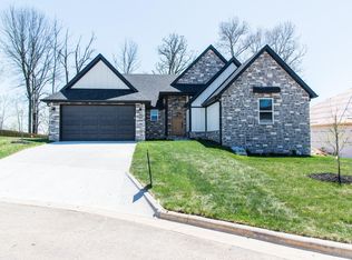 822 E Sugar Mill Rd, Ozark, MO 65721