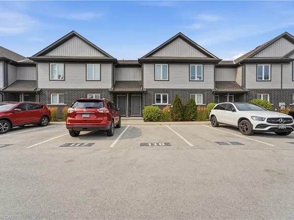 7768 Ascot Cir #5, Niagara Falls, ON L2H 3P9
