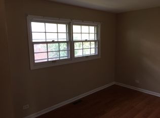 1591 Indian Hill Ave, Hanover Park, IL 60133