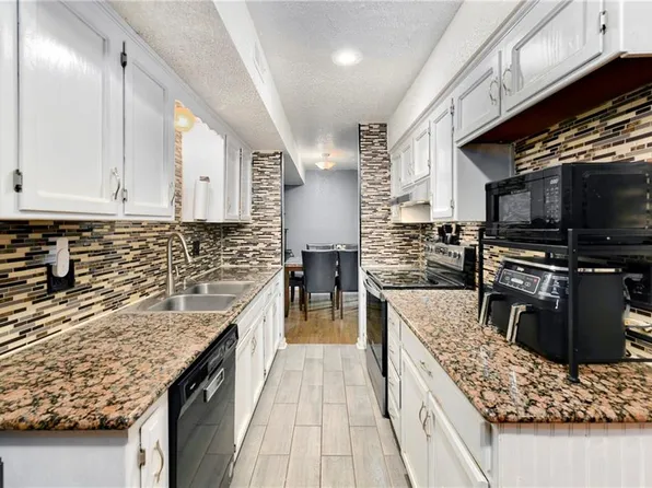 1312 E 123rd Ter APT A, Olathe, KS 66061