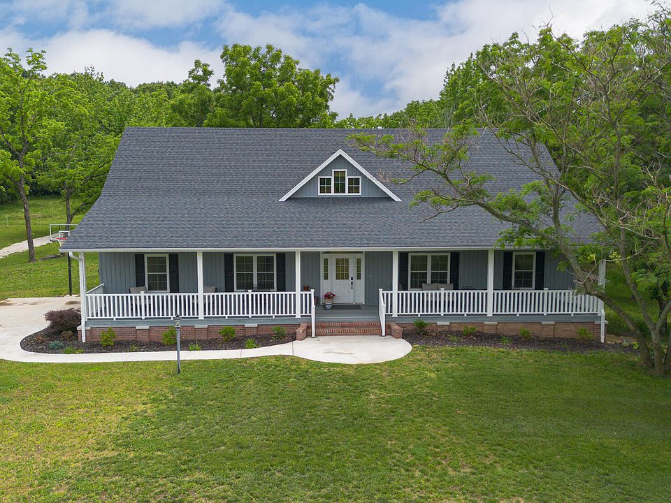 1st image of 1422 E 370th Road