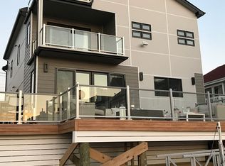 8705 Amherst Ave, Margate, NJ 08402