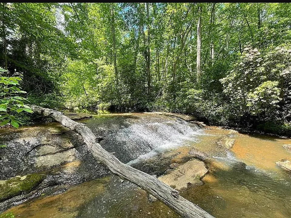 163 Mayfield Crossing Ln