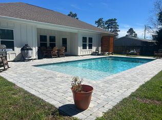 1645 Ponderosa Dr, Gulf Breeze, FL 32563