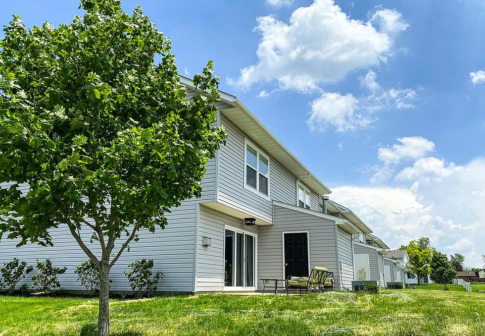 Fairfield Lakes Townhomes 3884 N Chalet Cir Beavercreek OH Zillow