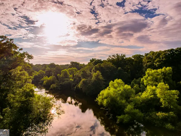 1 River Cliff Rd, Reidsville, GA 30453