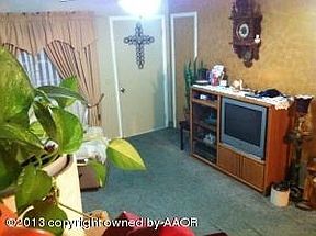 3rd image of 223 Chelsea Ave