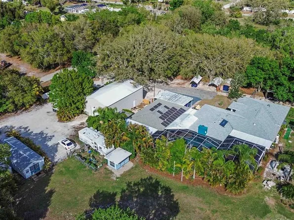 740 Arabian Cir, Nokomis, FL 34275