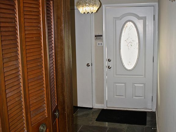 Foyer, Front Door