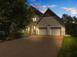 606 Sterling St S, Maplewood, MN 55119